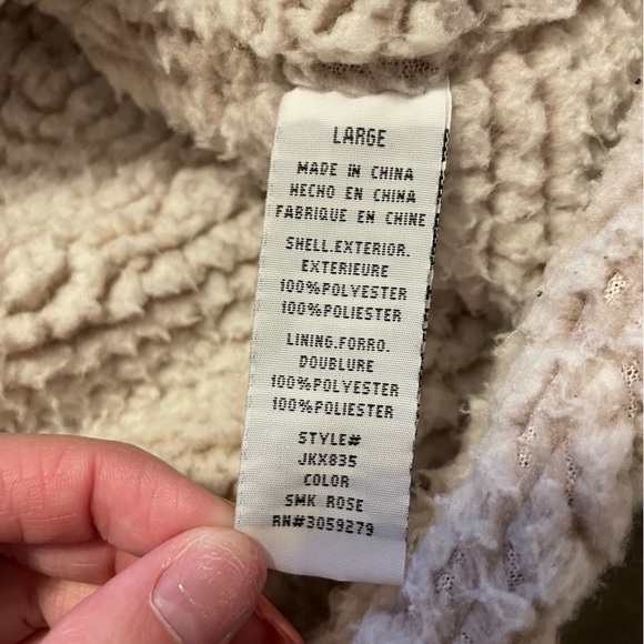 Thread + Supply Tan Sherpa Zip Up Vest - Picture 5 of 8